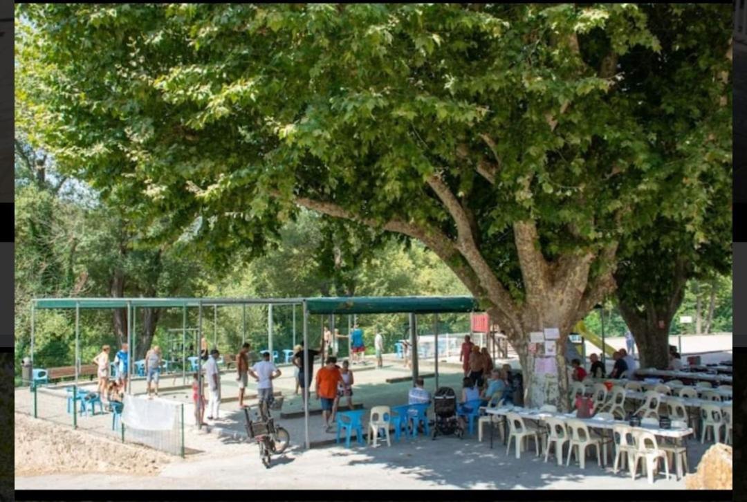 Mobil Home L'Eau Vive Les Arcs-sur-Argens Extérieur photo