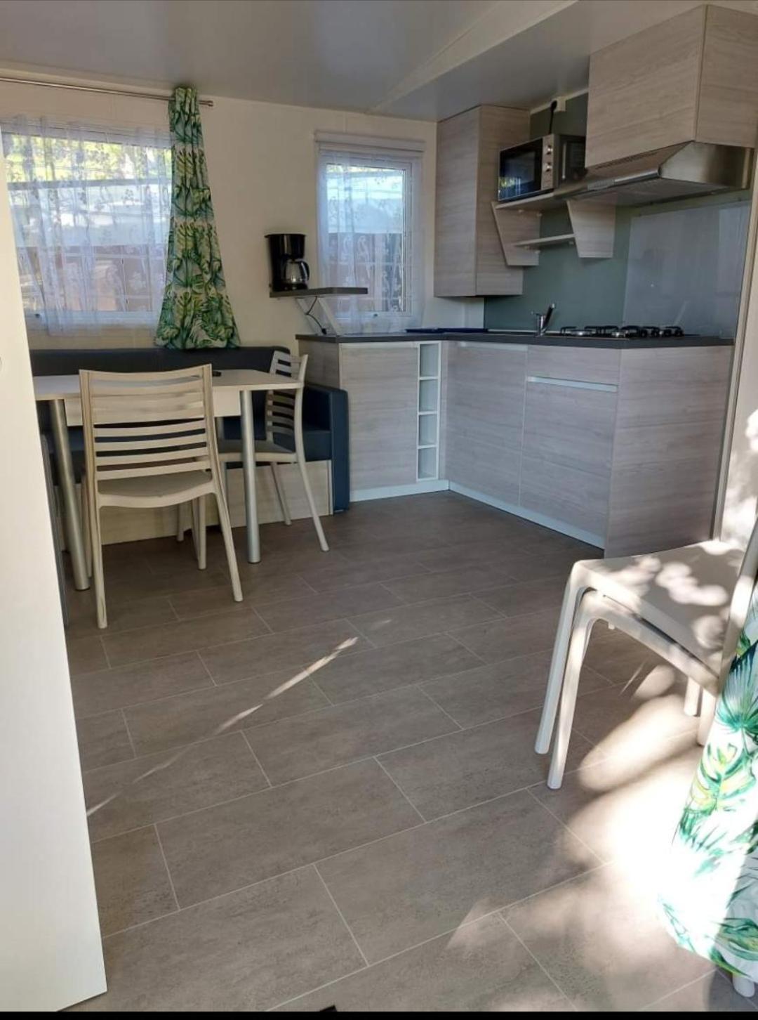 Mobil Home L'Eau Vive Les Arcs-sur-Argens Extérieur photo